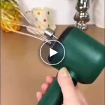 Výkonný bezdrátový ruční mixér se dvěma metlami – video